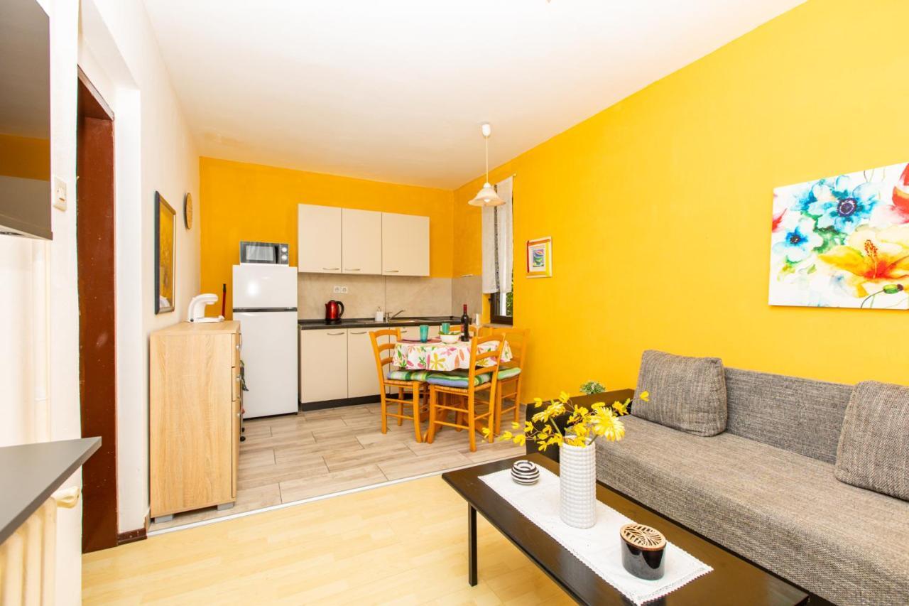 Apartman Kovac Malinska Εξωτερικό φωτογραφία