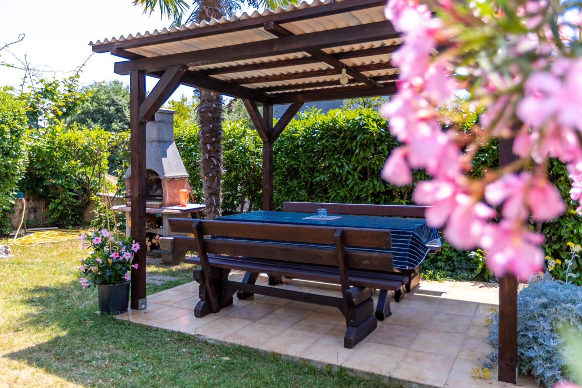 Apartman Kovac Malinska Εξωτερικό φωτογραφία