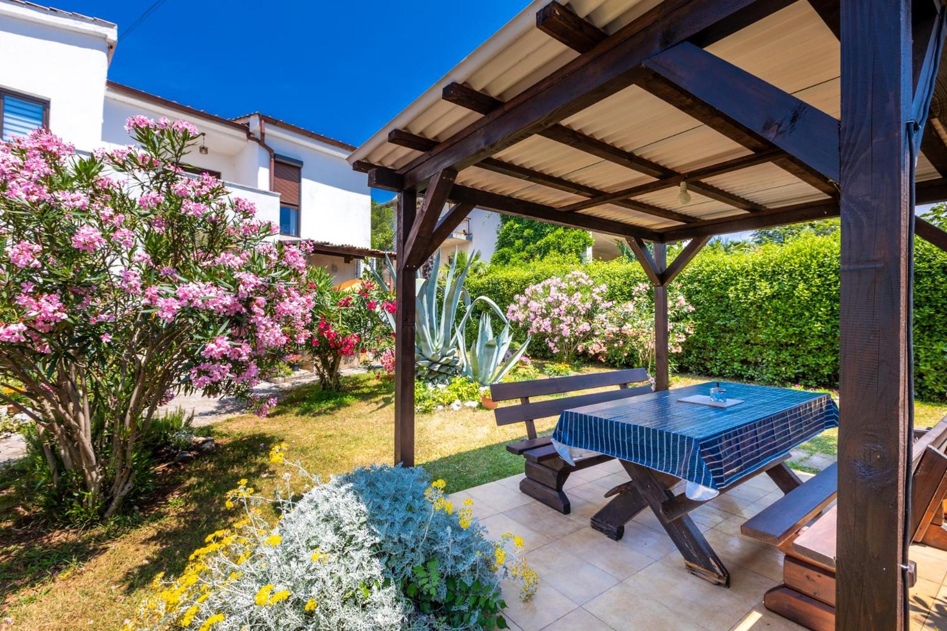 Apartman Kovac Malinska Εξωτερικό φωτογραφία