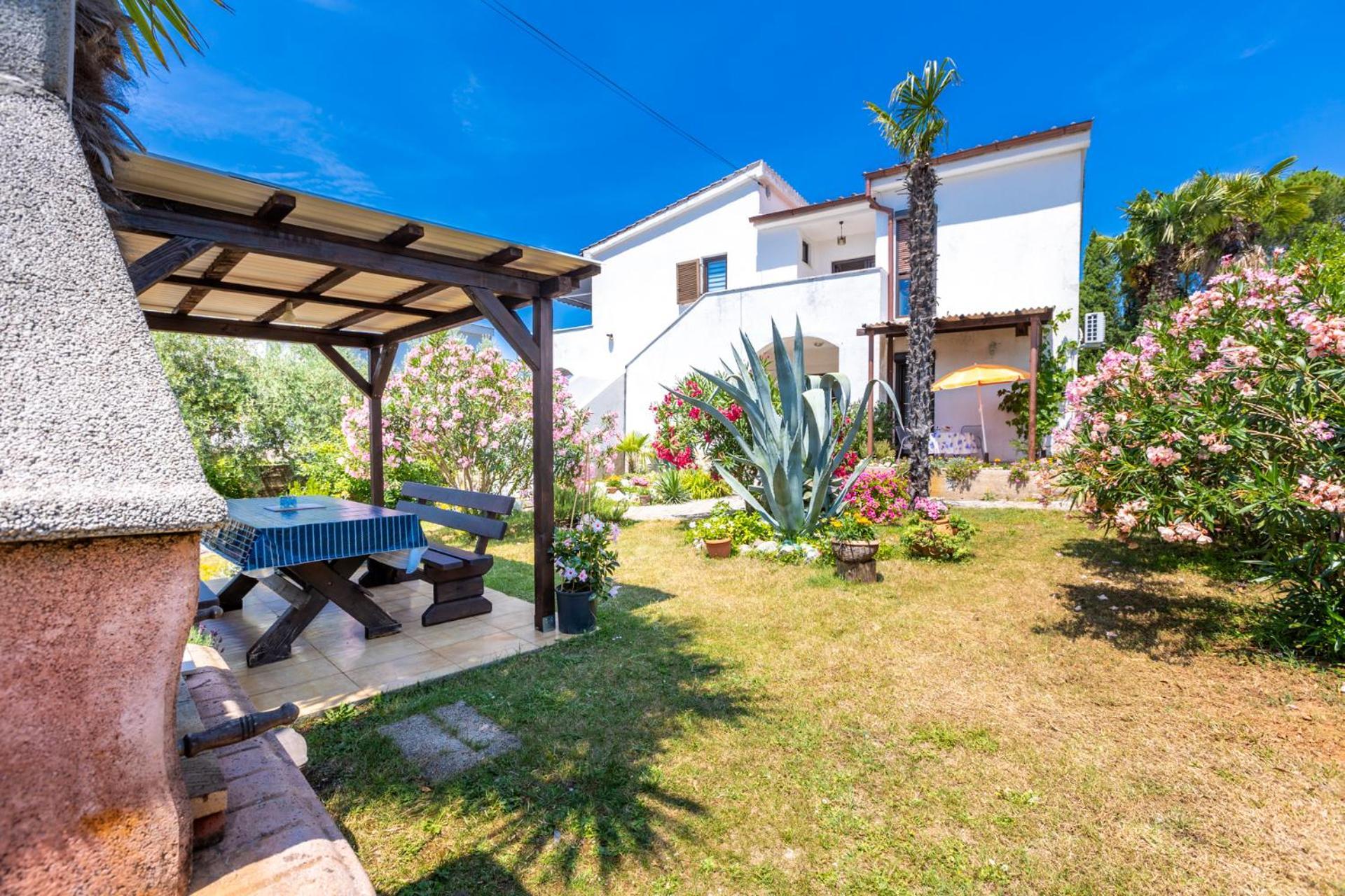 Apartman Kovac Malinska Εξωτερικό φωτογραφία